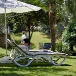 La Pervinca Lägenhetshotell 4*