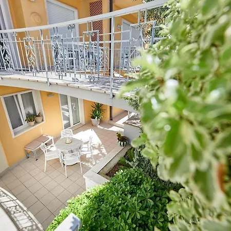 La Pervinca 4*