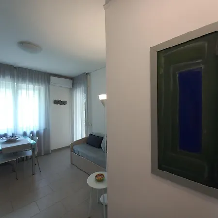 La Pervinca 公寓式酒店 *