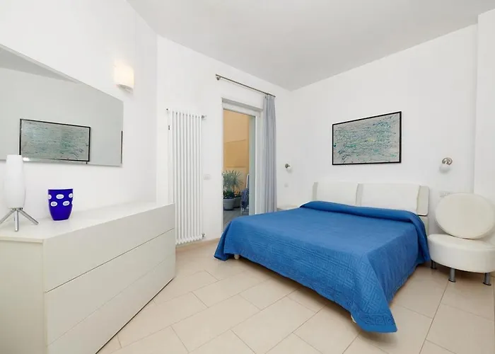 La Pervinca 4*