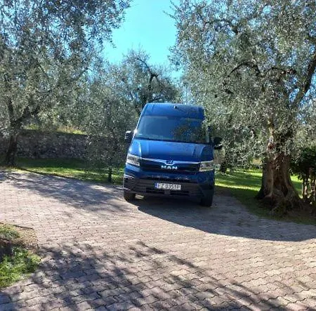 La Pervinca 4* מאלצ'סינה