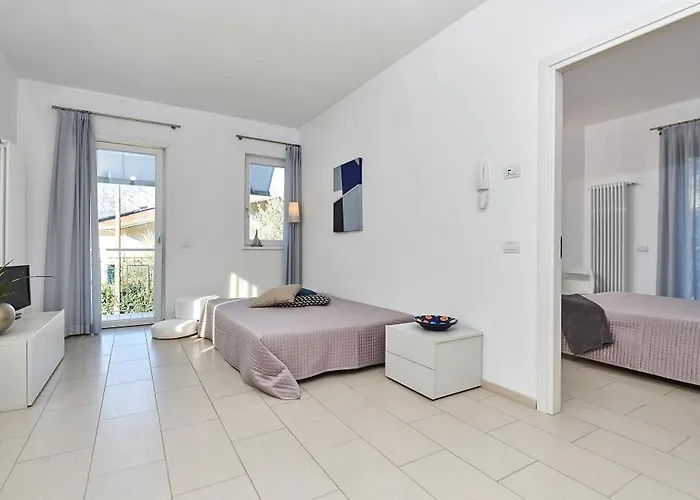 La Pervinca Aparthotel Malcesine