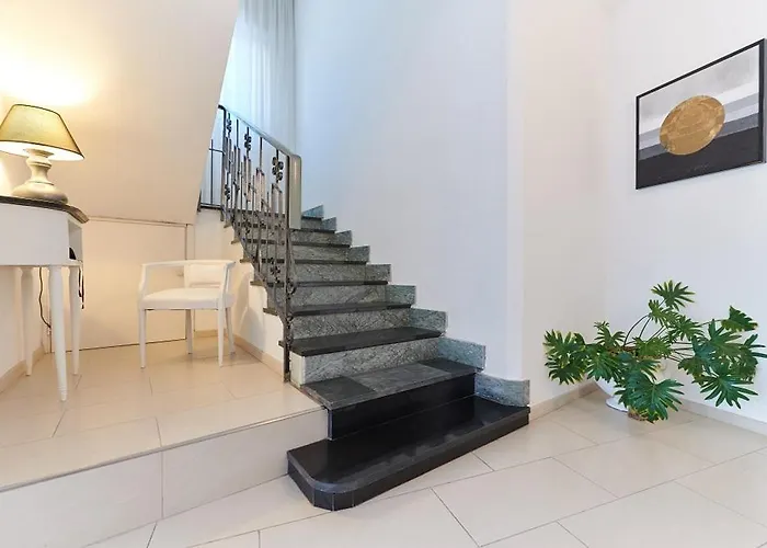 La Pervinca Aparthotel