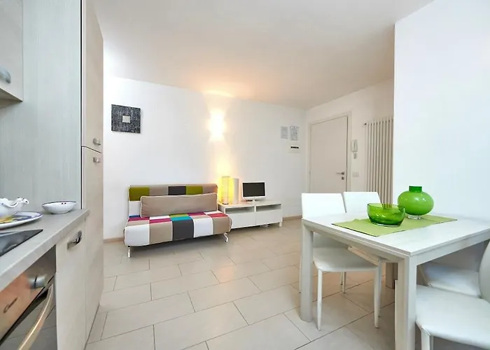 La Pervinca Aparthotel Malcesine