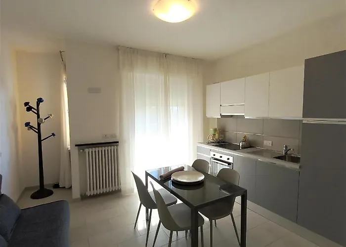 La Pervinca Aparthotel 4*