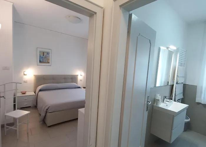 La Pervinca Aparthotel Malcesine